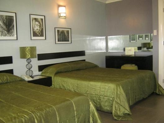 Anhawan Beach Resort Oton Rom bilde